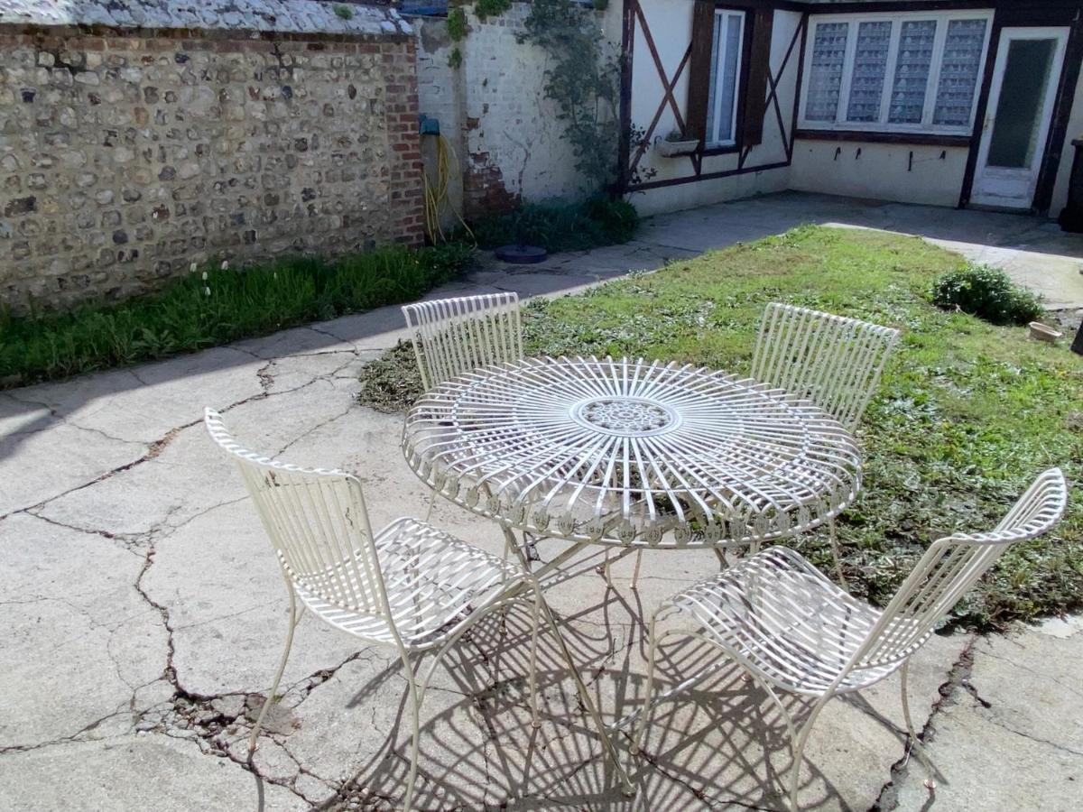 Maison Avec Jardin Et Parking, Au Centre D'Етрета Екстер'єр фото